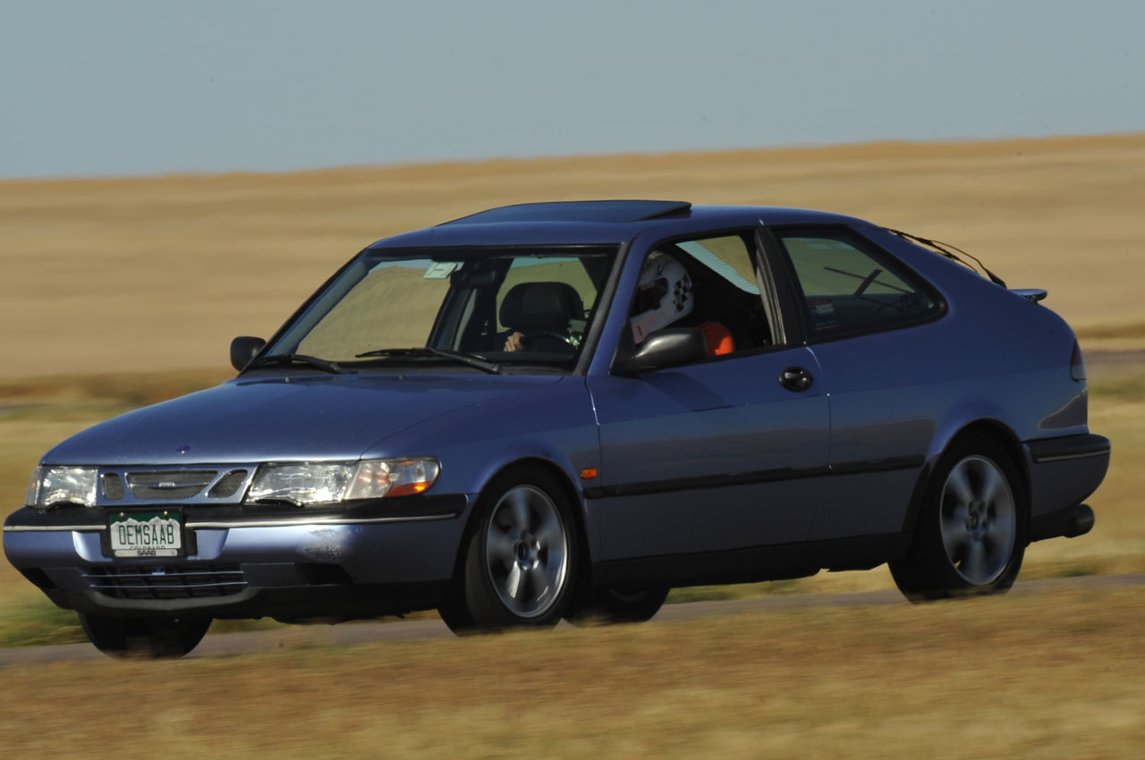 blue 1996 Saab 900 SE