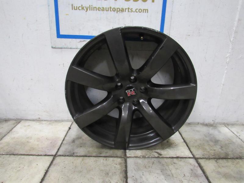 09 10 11 NISSAN GT-R Front Wheel 20x9.5 Spokes 7 Used Has Scratches D0300JF10B