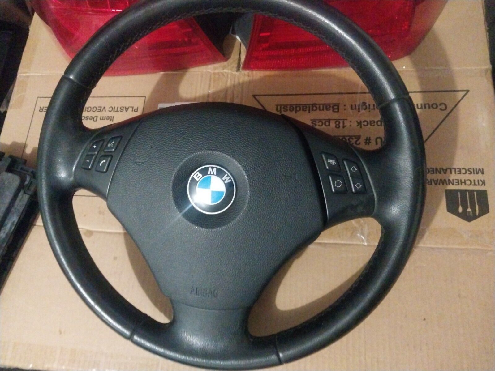 BMW E92 e90 328i 335i 128i 135i Steering Wheel E90 325I 2006 2007 2011 complete